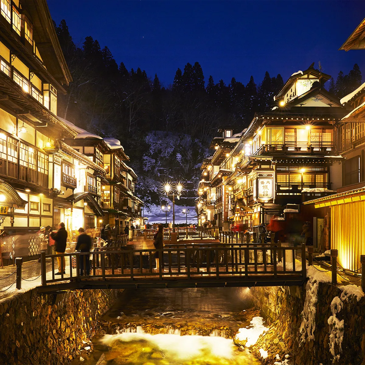 銀山温泉